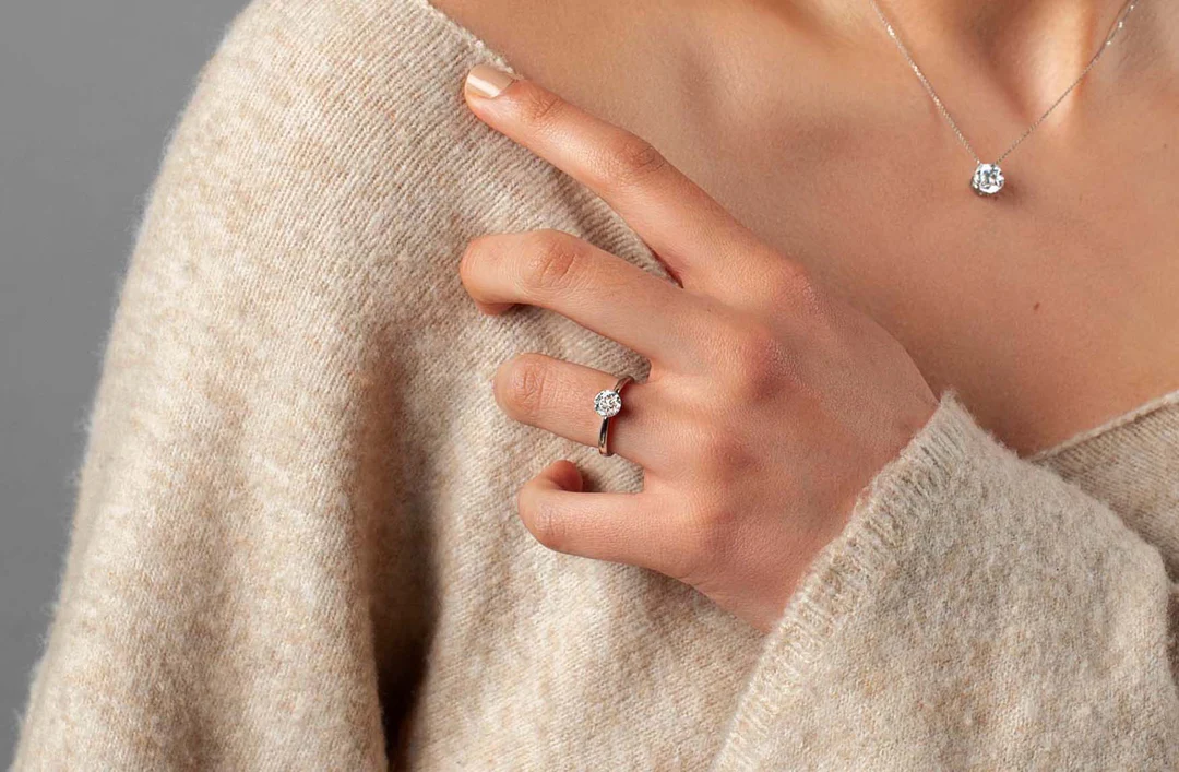 Everyday ring styling ideas that work across cities and seasons